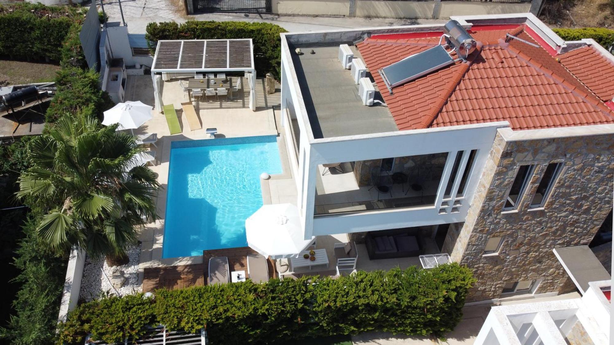 Villa Douglas - Private Pool, Bbq, 4Bdrms, View ペフコホリ エクステリア 写真