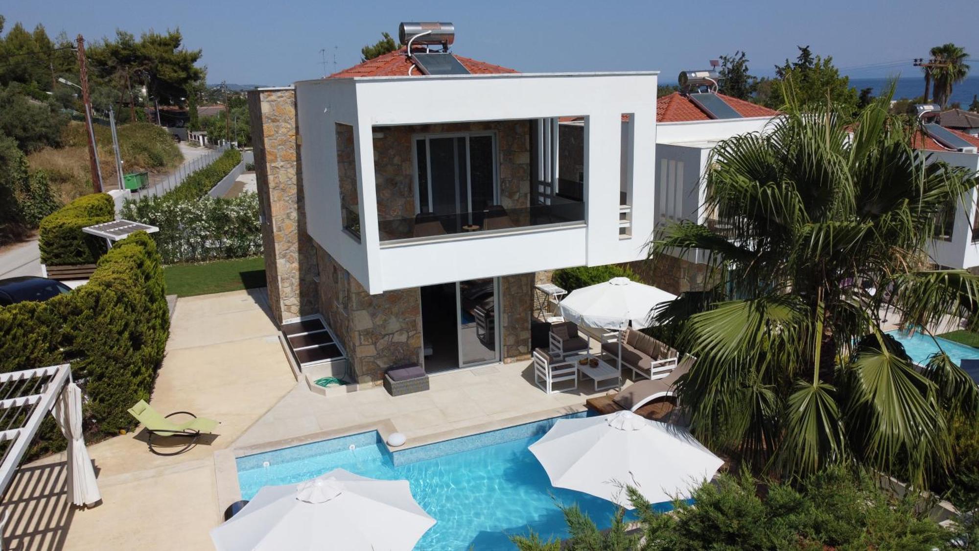 Villa Douglas - Private Pool, Bbq, 4Bdrms, View ペフコホリ エクステリア 写真