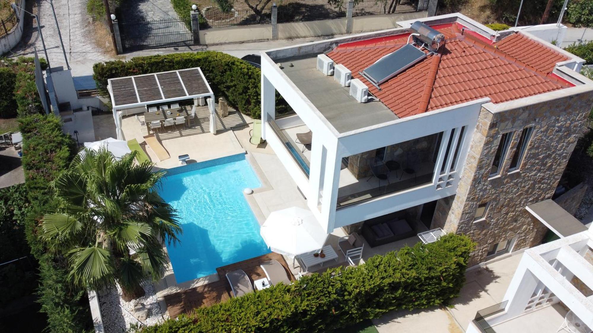 Villa Douglas - Private Pool, Bbq, 4Bdrms, View ペフコホリ エクステリア 写真