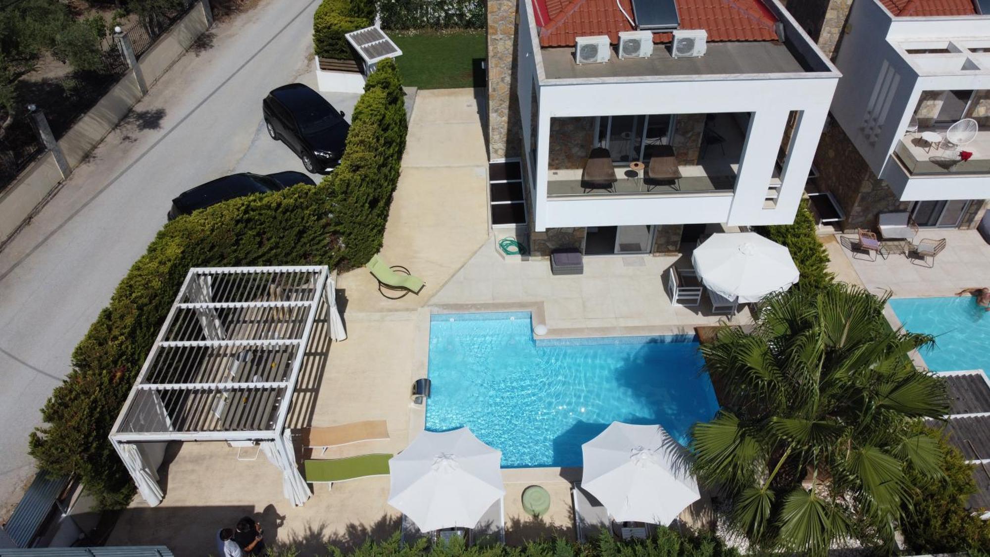 Villa Douglas - Private Pool, Bbq, 4Bdrms, View ペフコホリ エクステリア 写真