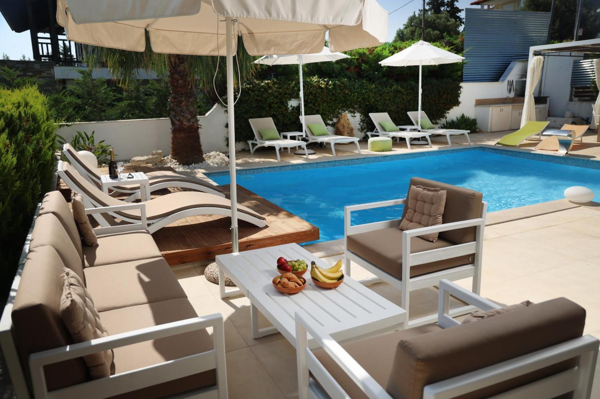 Villa Douglas - Private Pool, Bbq, 4Bdrms, View ペフコホリ エクステリア 写真